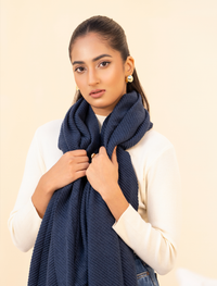 NAVY Ribbed Woolen Scarf